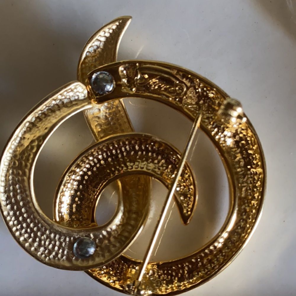 Vintage Collection of 3 brooch/ scarf pins - Picture 6 of 6