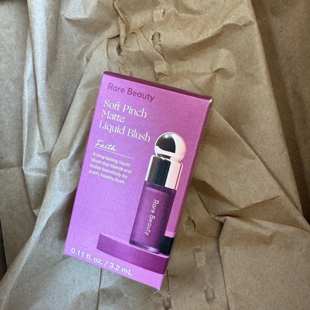NWT Rare Beauty Soft Pinch Liquid Blush Mini in Faith - Picture 1 of 7