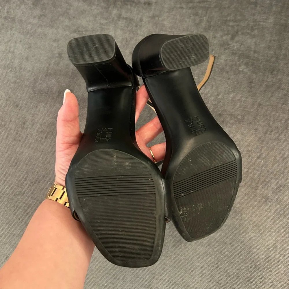 Naturalizer Heel Sandals - Picture 5 of 10
