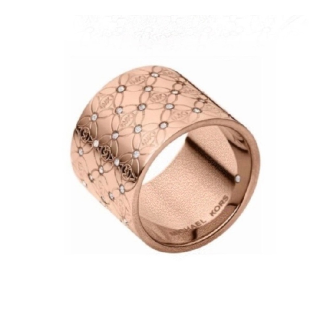 $98 Michael Kors Brilliance Crystal Hinged Bracelet in gold. Size 6