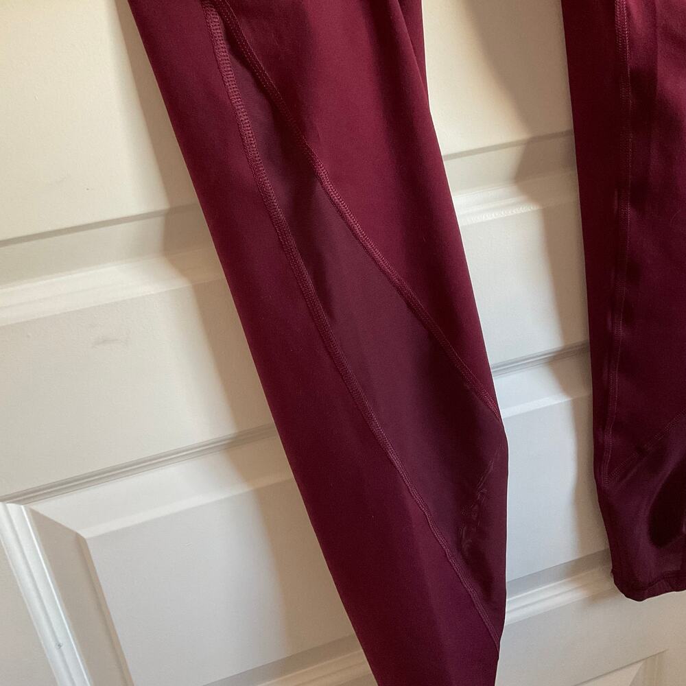 Old Navy Elevate Mid Rise Mesh Detail Wine Burgundy Leggings - XXL - NEW - Picture 4 of 7