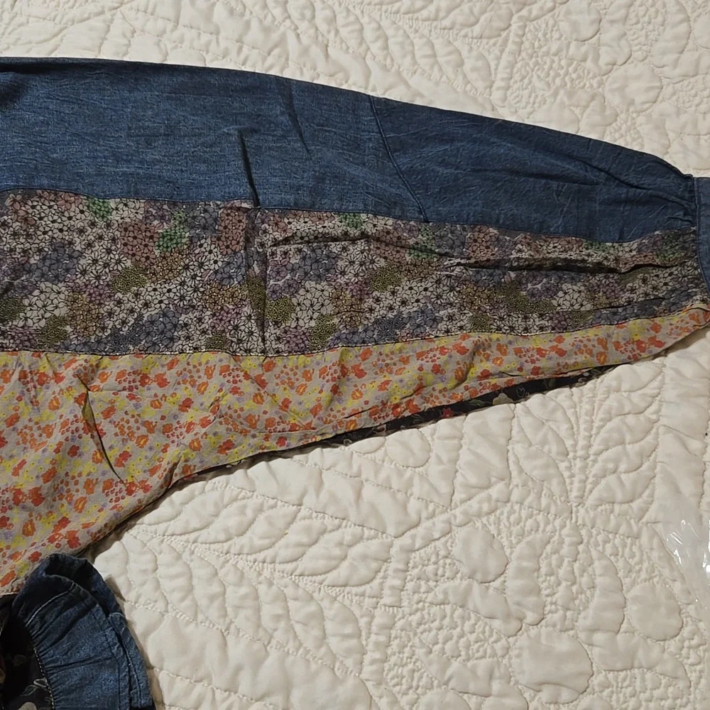 Vintage-Inspired Mixed Floral Patchwork Button-Up Jacket - Denim Trim - Picture 9 of 11