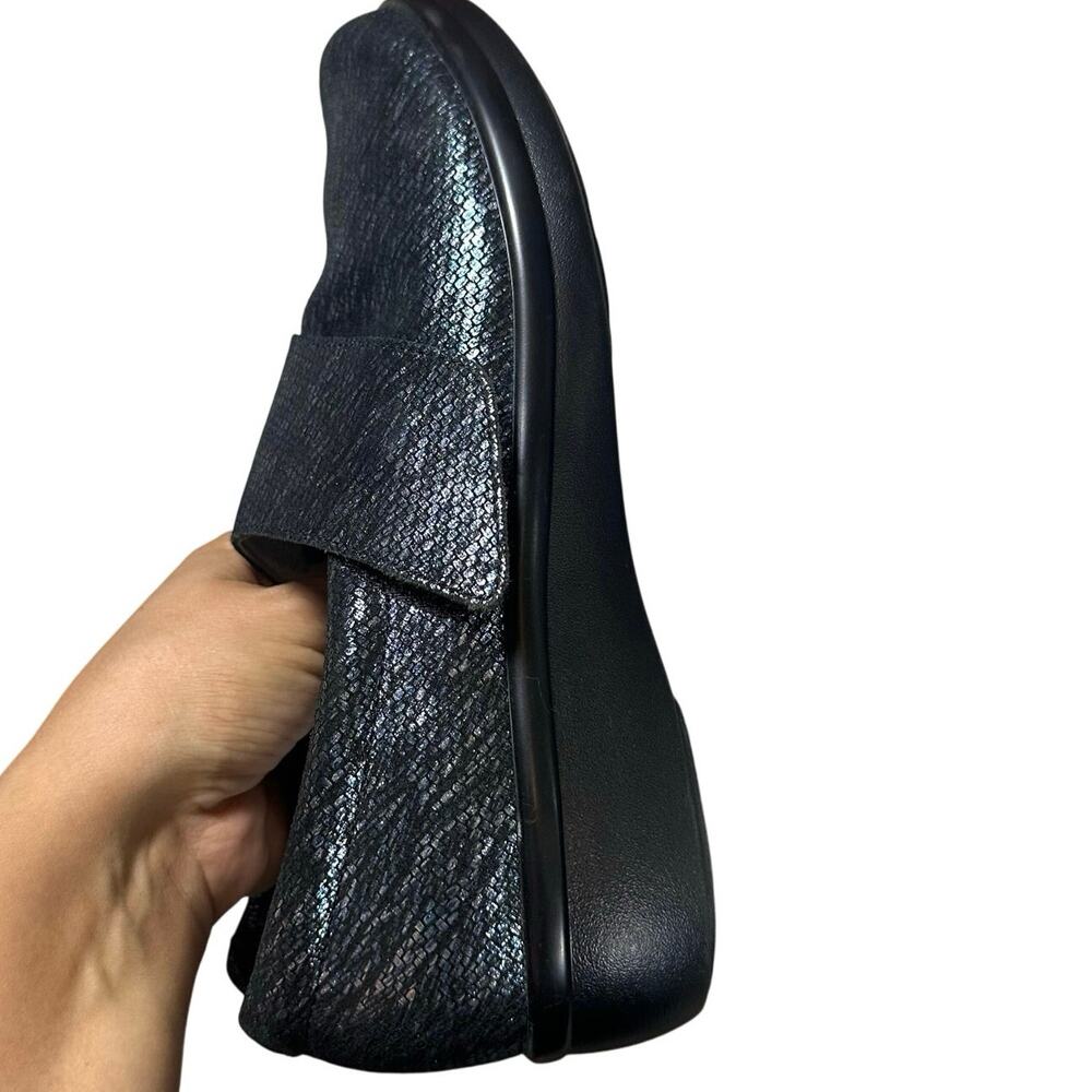 Alegria Women's Lauryn Nubuck Slip-On with Cross Strap Shoe - Picture 3 of 8