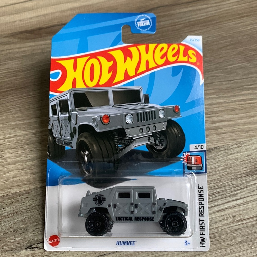 Hot Wheels Car Humvee HW First Response 4/10 Hotwheels Mattel 33/250 Hummer New