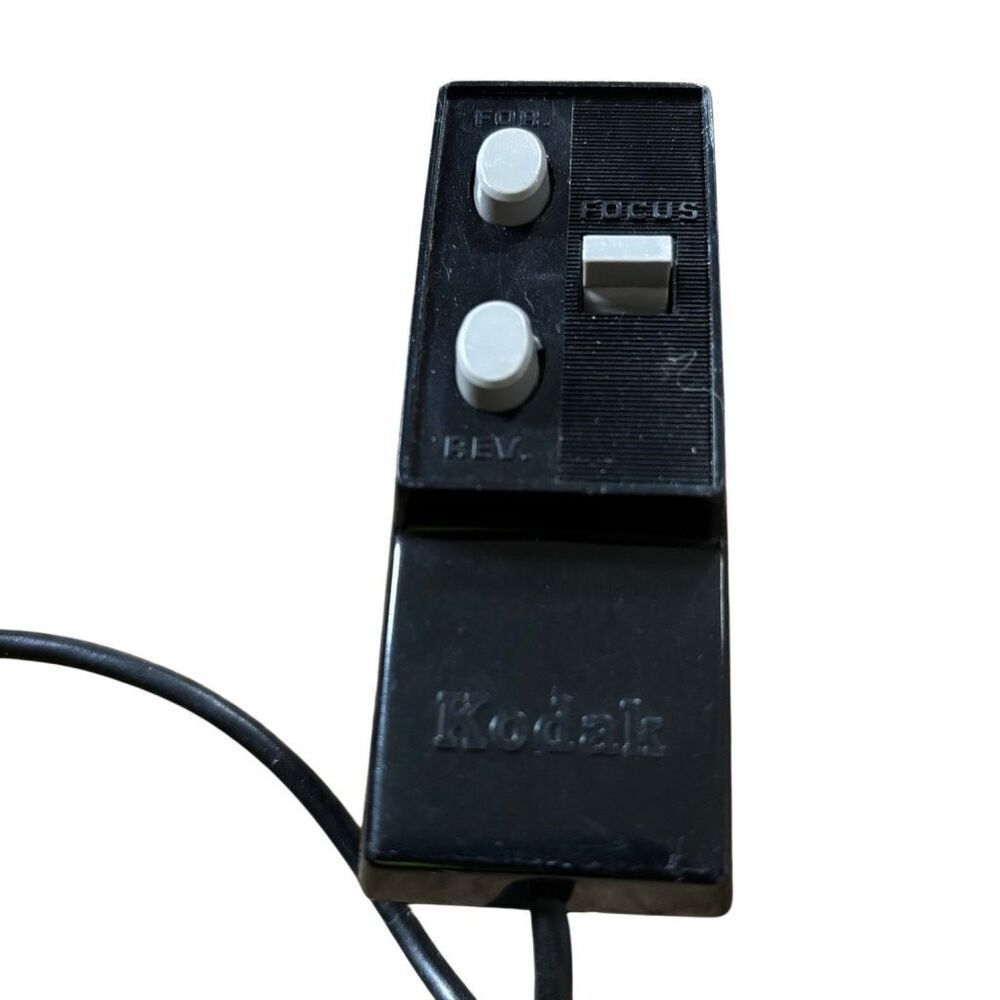 Kodak Focus Carousel Slide Projector 5 Pin Wired Remote With Reverse Forward - Picture 2 of 4