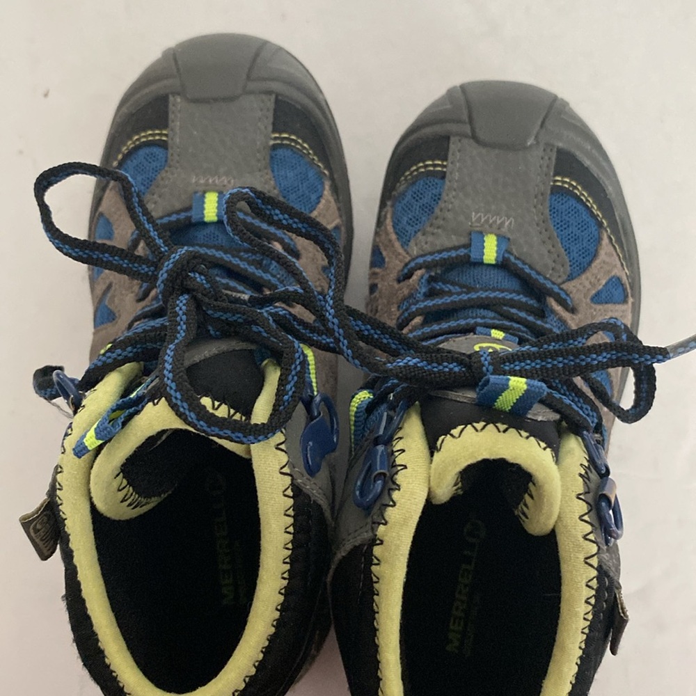 Merrell Kids Outdoor Adventure Apra Mid WTPF Boots- Green and Gray - Picture 8 of 10