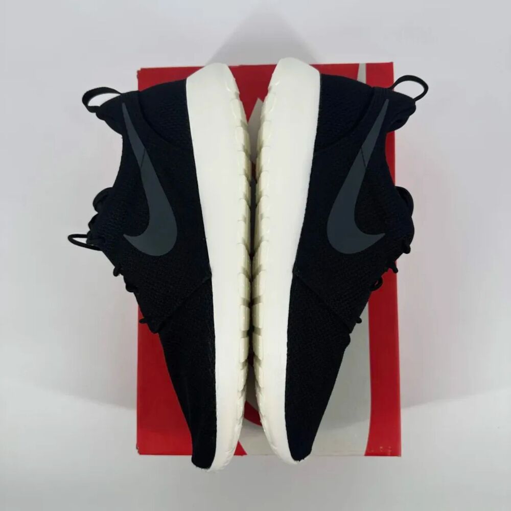 Nike Roshe Run One Black Sneakers Size 13 511881-010 2018 - Picture 3 of 7