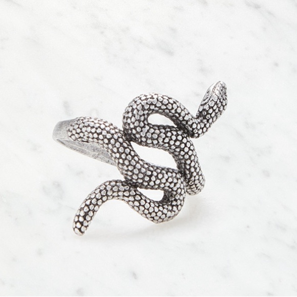 Brandy melville John Galt Snake Ring size 6