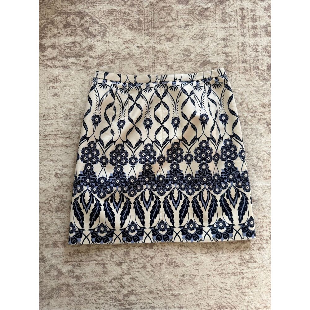 J. Crew Women's Floral Back Zip Lined Pencil Skirt Blue White Size 8 - Picture 5 of 9