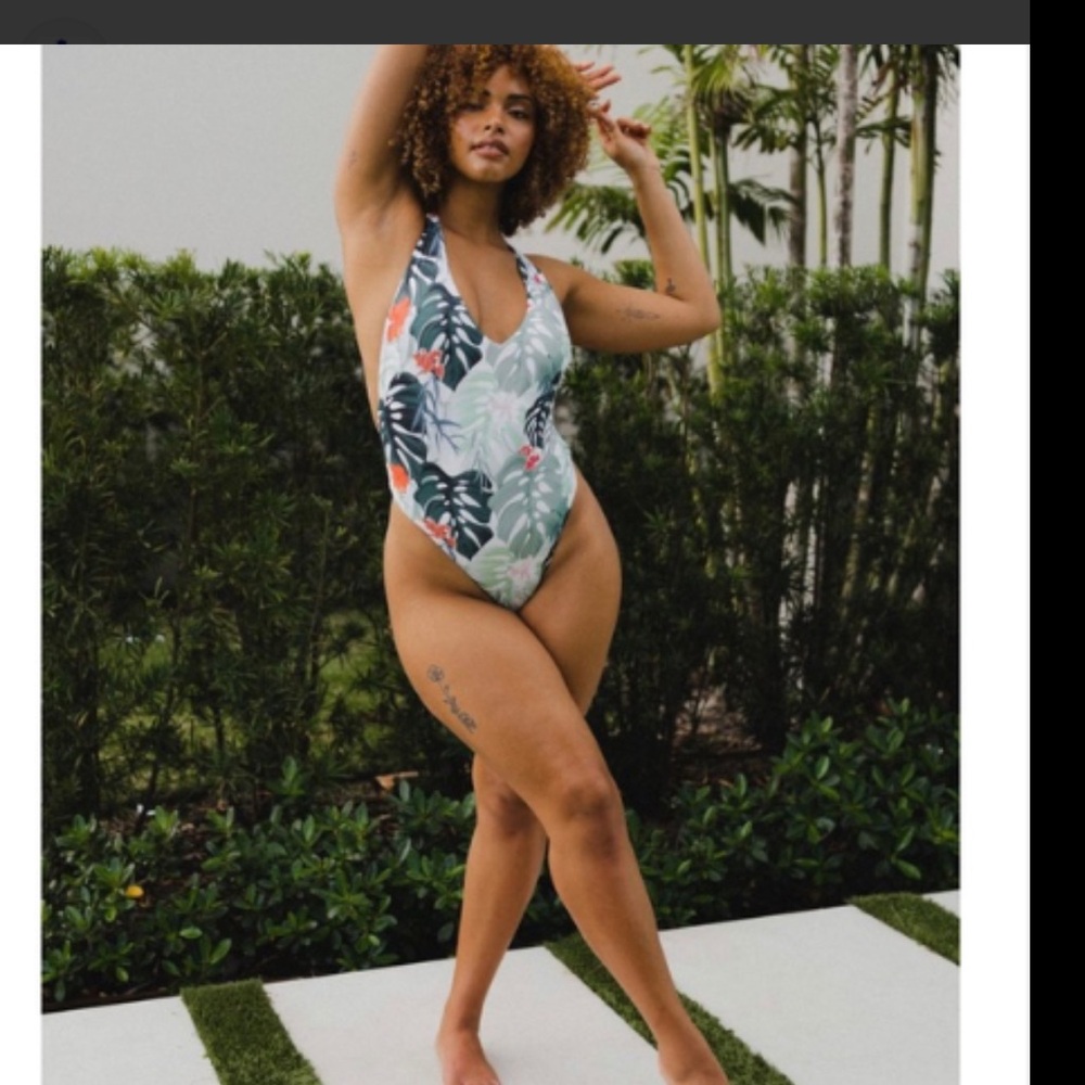 Tropical Leaf Print One-Piece Swimsuit - Green & Coral.46