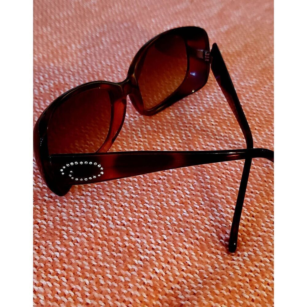 Oscar De La Renta Sunglasses - Picture 2 of 6