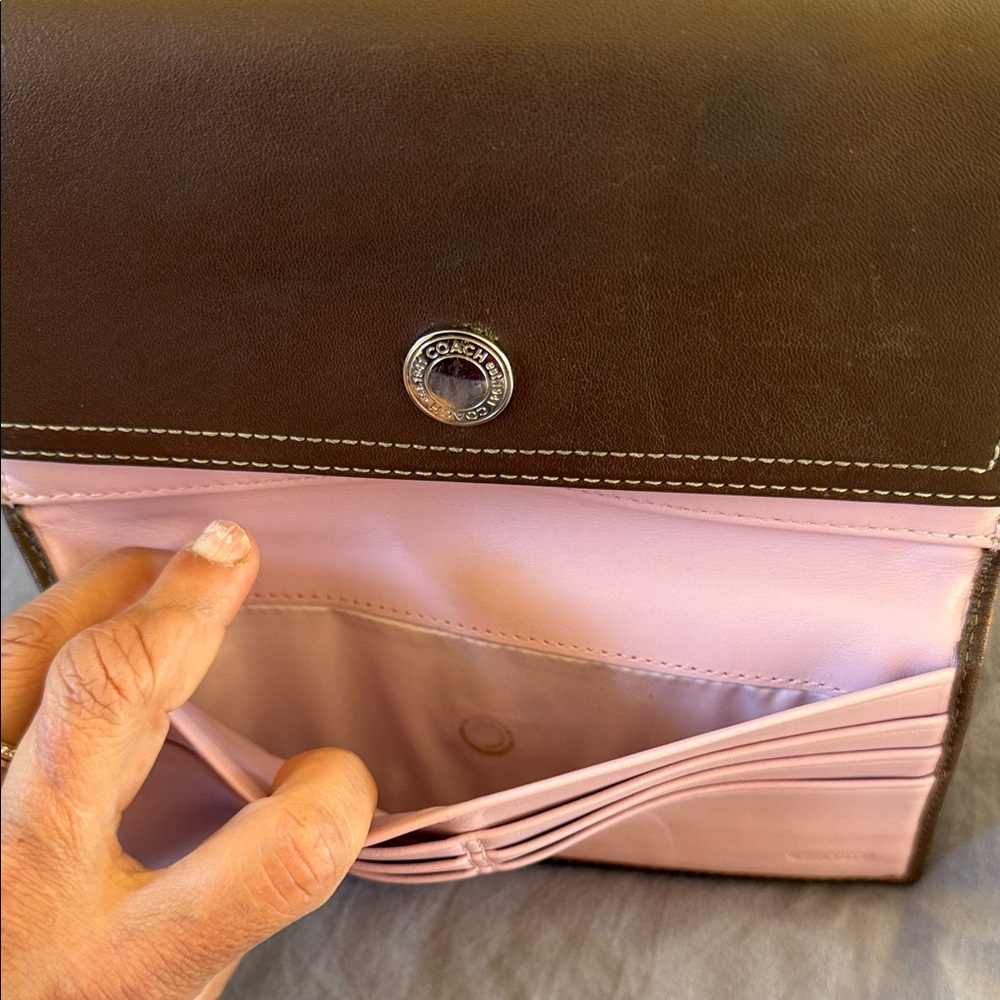 Coach Chocolate Brown Leather Continental Wallet with Logo Snap - Picture 5 of 10