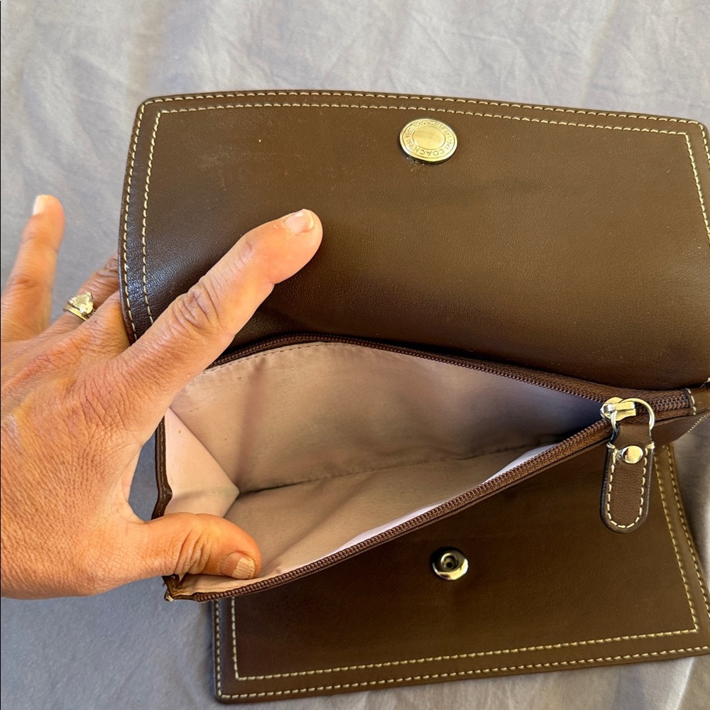Coach Chocolate Brown Leather Continental Wallet with Logo Snap - Picture 8 of 10