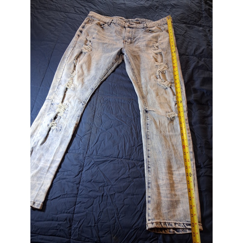Rue21 Premium Mens Skinny Distressed Light Wash Ripped Denim Jeans 40x32 - Picture 2 of 7
