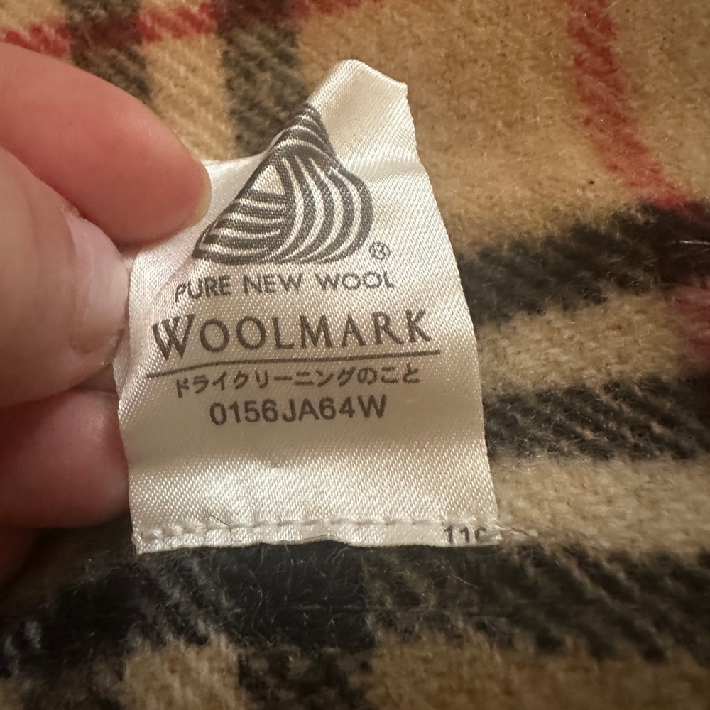 Burberry Beige Black Red Classic Check Scarf - Picture 2 of 6