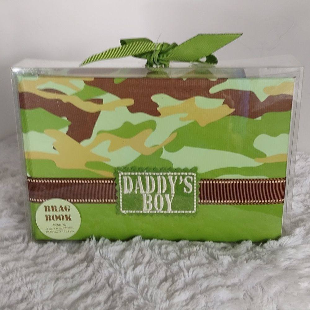 "Daddy's Boy Camo Brag Book