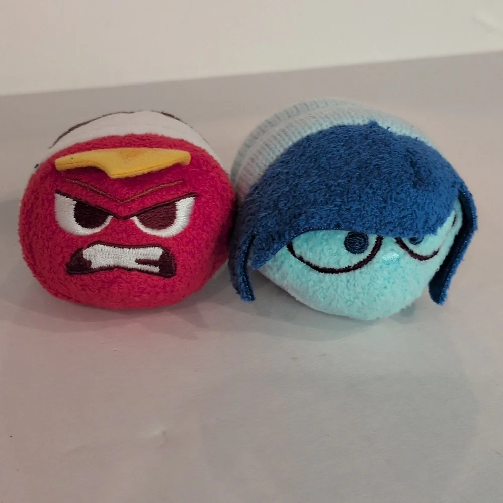 Disney Tsum Tsum Inside Out Bundle 2 - Picture 1 of 3