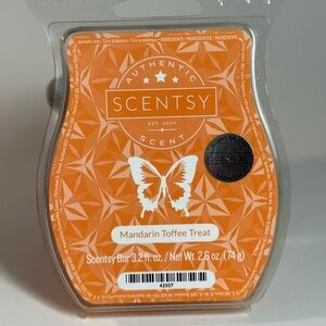 Scentsy Mandarin Toffee Treat Wax Bar 2.6 oz Scent of the Month 43507 Orange