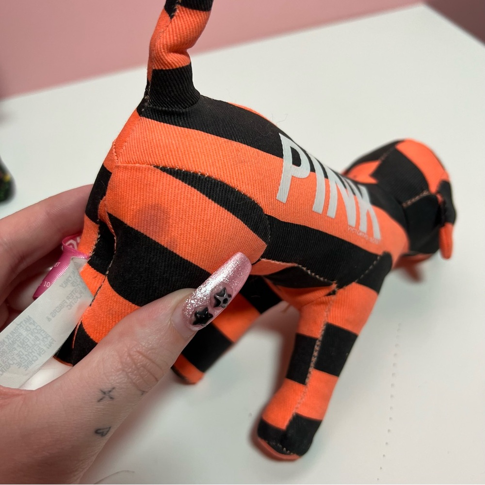 Y2K 2000s mcbling Victoria Secret pink dogs - Picture 3 of 4