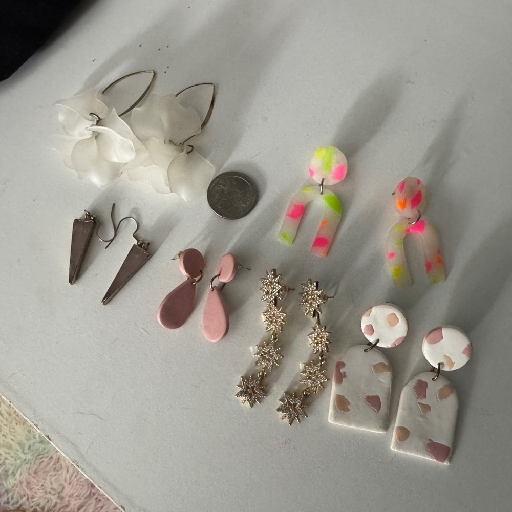 4/$25 Earring bundle