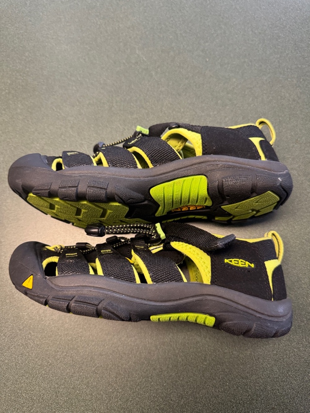 Keen Boys Newport H2 Sandal Water Shoes Hiking Outdoor Green Waterproof Size 3 - Picture 6 of 10