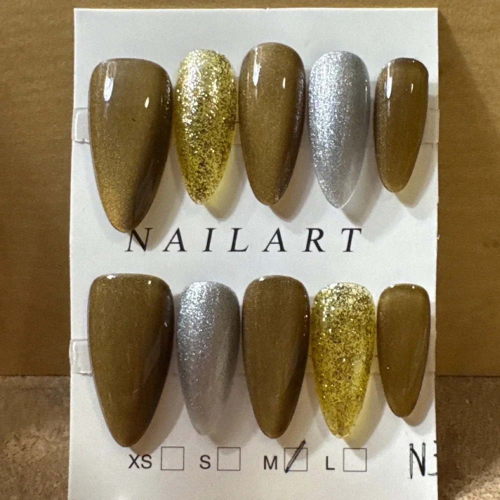 Press On Nails Gold Glitter Silver Almond Medium Fake Nail Art Manicure - Picture 1 of 1
