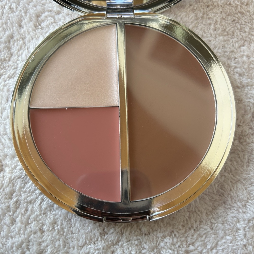 IT Cosmetics CC+ Radiance Vitality Brightening CREME Disc, Naturally Pretty, NEW - Picture 5 of 8