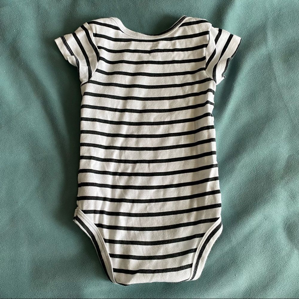 4/$20 Gerber Onesie - Picture 4 of 5