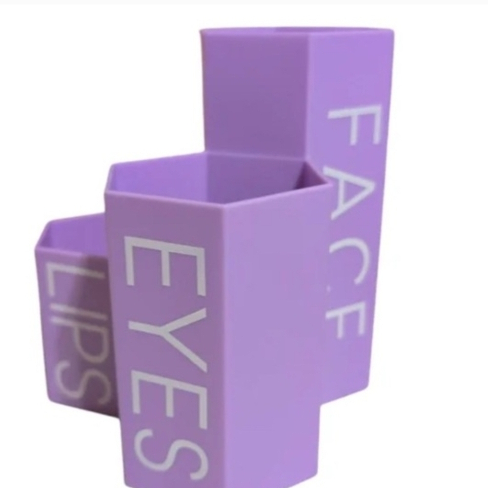 Lilac Cosmetic Brush & Tool Organizer for Face, Eyes, Lips
