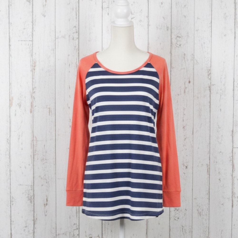 💎BUNDLE 4/$10💎 Striped top W/Elbow patches