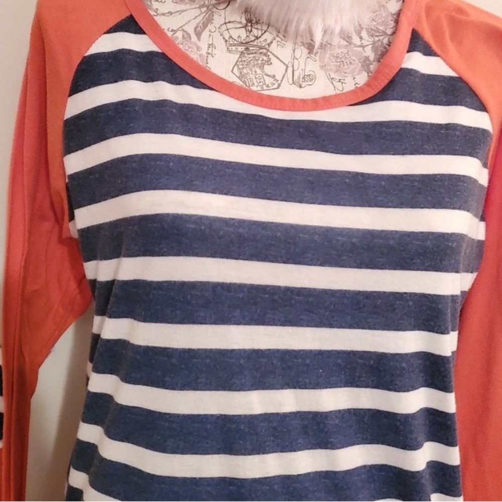 💎BUNDLE 4/$10💎 Striped top W/Elbow patches - Picture 5 of 7