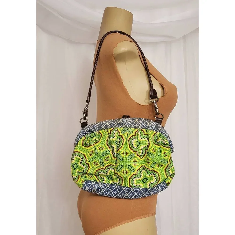 Plenty tapestry purse - Picture 5 of 6