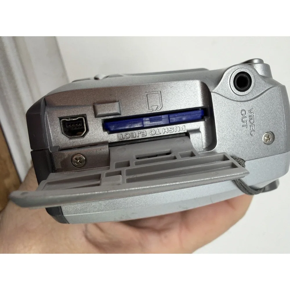 Kodak EasyShare DX4330 3.1MP Digital Camera - Silver Tested/SD Card - Picture 6 of 8