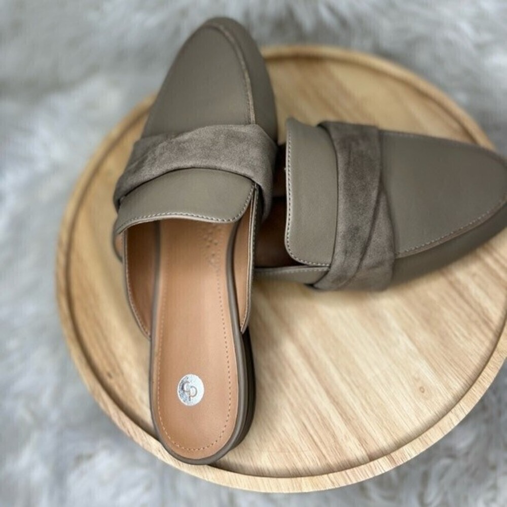 Gray shoes Lori taupe. Size 9 used. - Picture 5 of 5