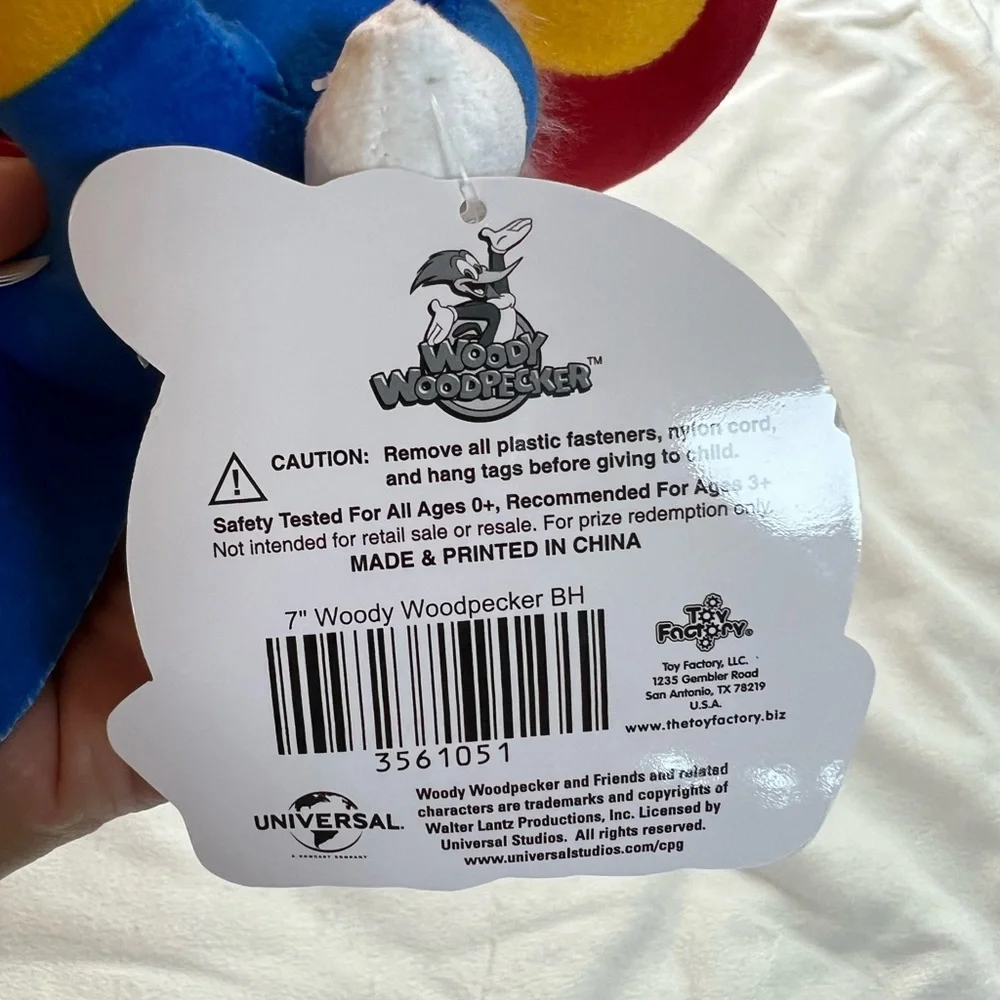 Woody Woodpecker Soft
Toy - PortAventura® 10” - Picture 6 of 9