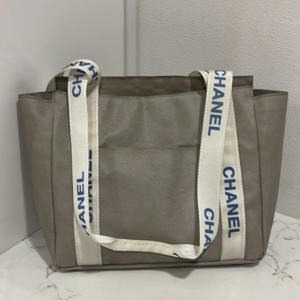 Chanel tote bag