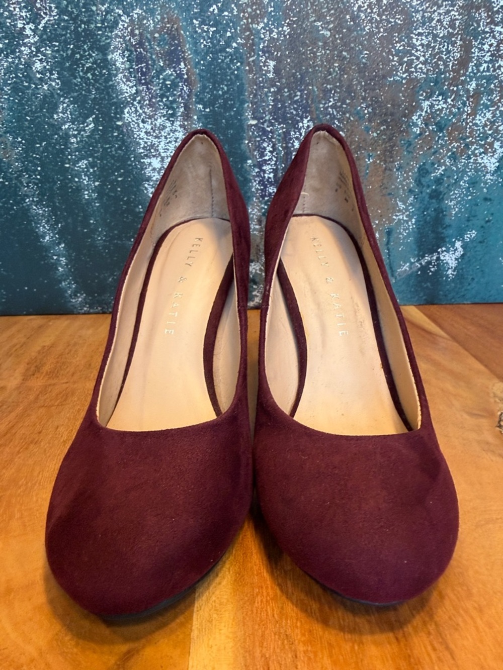 Kelly & Katie Quiet Luxury Plum Faux Suede Pumps Heels Size 6 (VGUC) - Picture 2 of 10