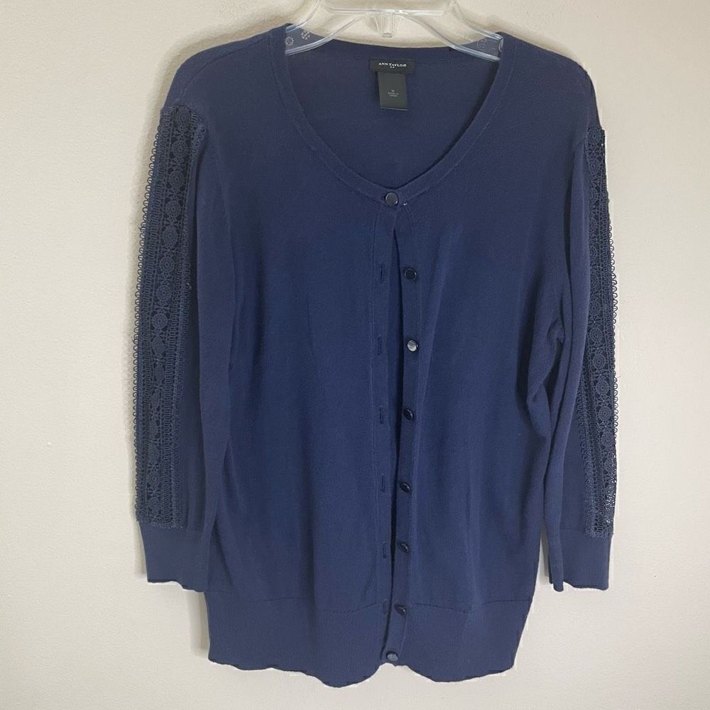 Ann Taylor|Button up|Cardigan|100% Cotton| open knit sleeves|Medium - Picture 11 of 13