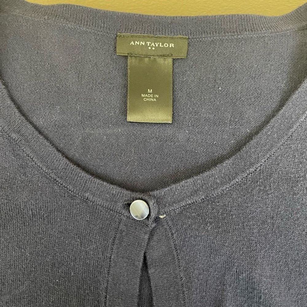 Ann Taylor|Button up|Cardigan|100% Cotton| open knit sleeves|Medium - Picture 10 of 13