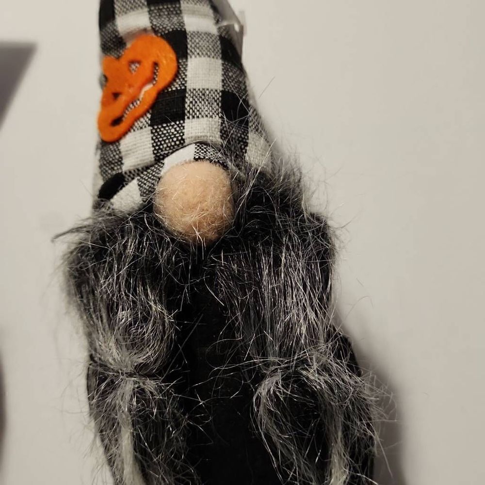 3 For $15 No Brand Gothic Halloween Set Of 2 Gnomes - Picture 3 of 6