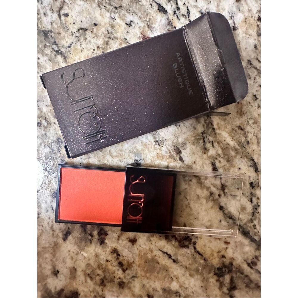 Surratt Brillante Idee Coral Pink Blush Makeup New in Box - Picture 2 of 4