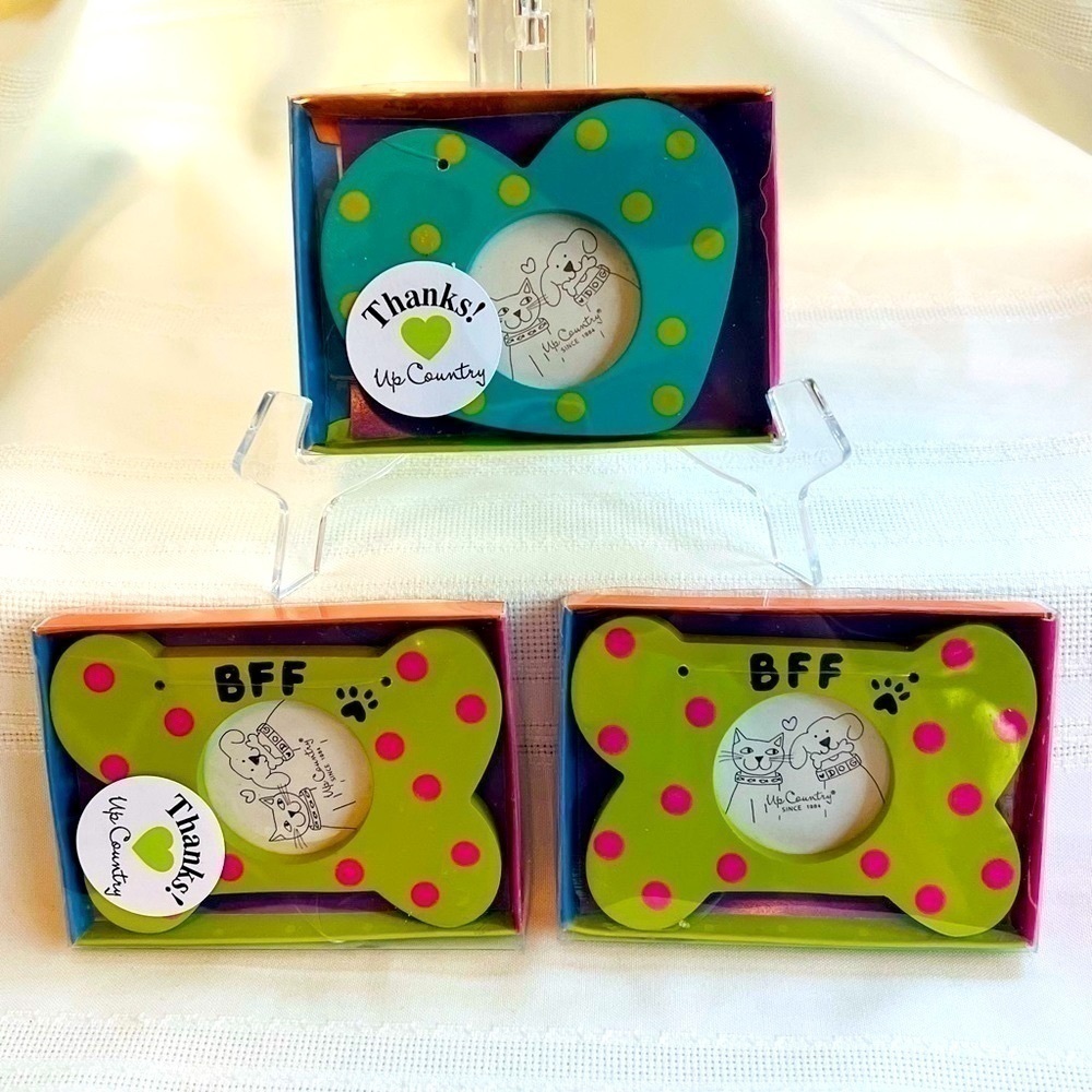 Pet Picture Frame Ornaments‎ Wooden Set of Three NEW $5 ADD ON with $15+ Bundle