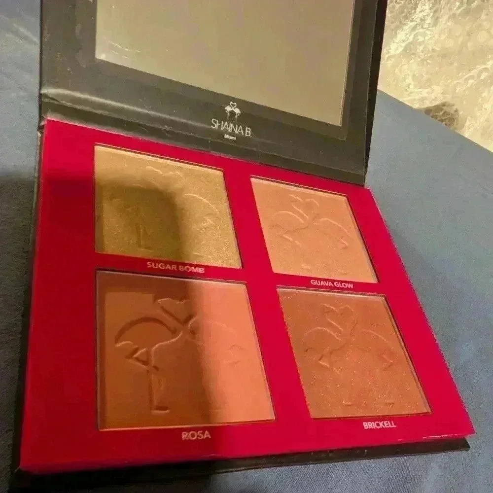 NWOT ShainaB Miami Blush & Highlighter Palette - Picture 4 of 9