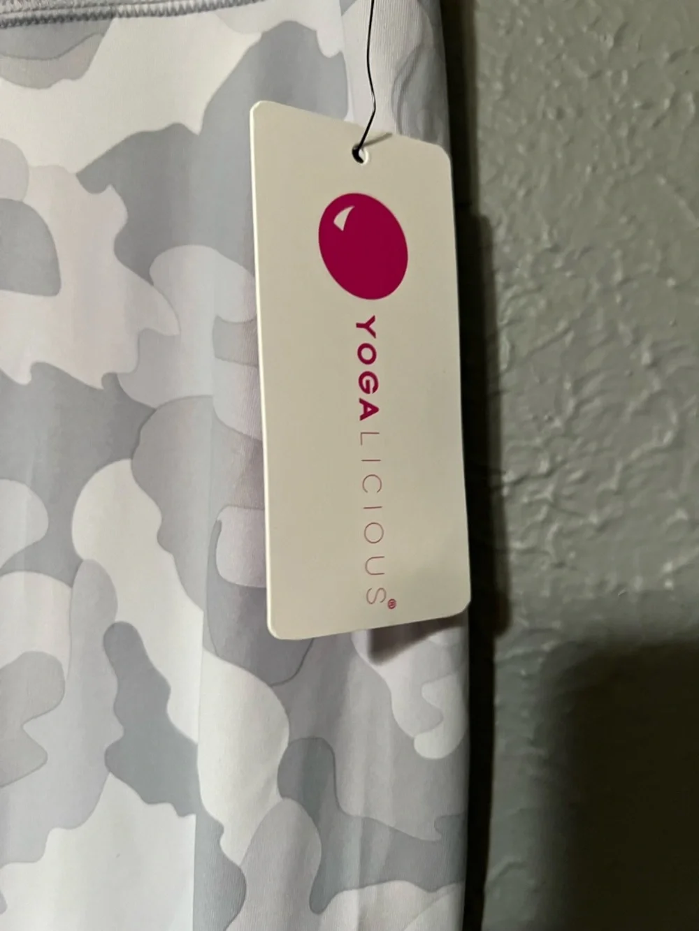 Yogalicious Camo Leggings Gray High Rise Athletic Yoga Pants Women Medium - Picture 3 of 8