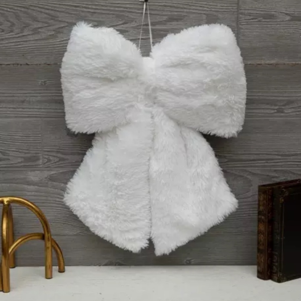 Large White Faux Fur Plush Dimensional Bow Holiday Decor, Sold out Online, New