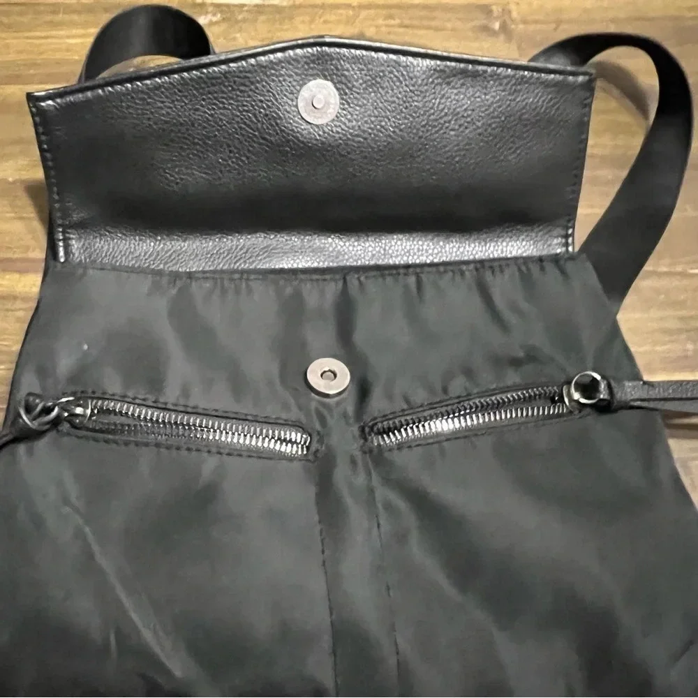Botkier New York Trigger Black Backpack - Picture 4 of 8