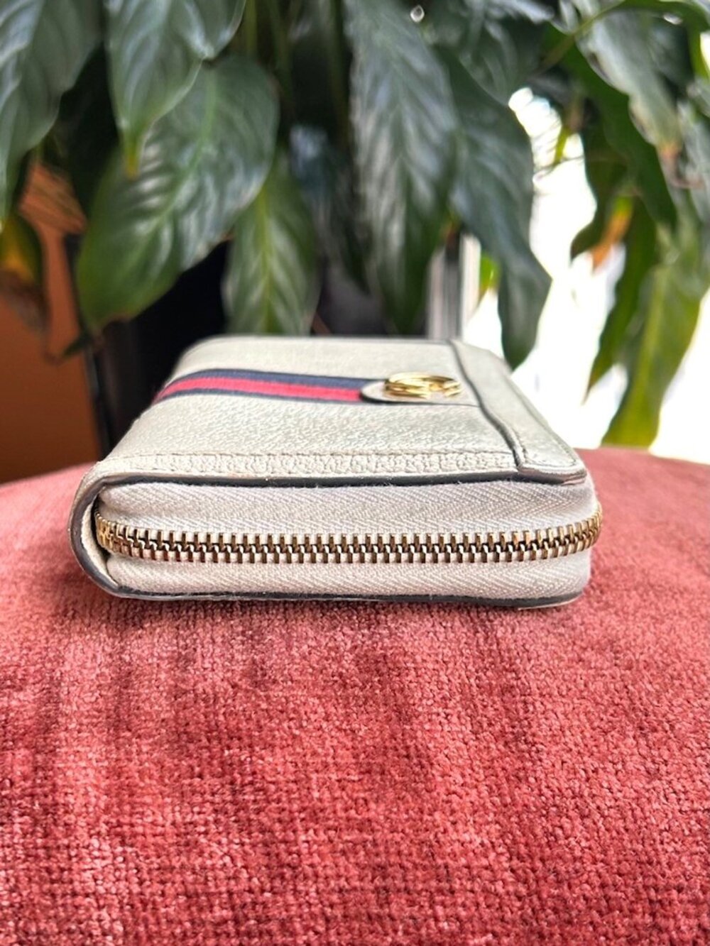 GUCCI Sherry Web Zip Around Wallet White - Picture 7 of 8