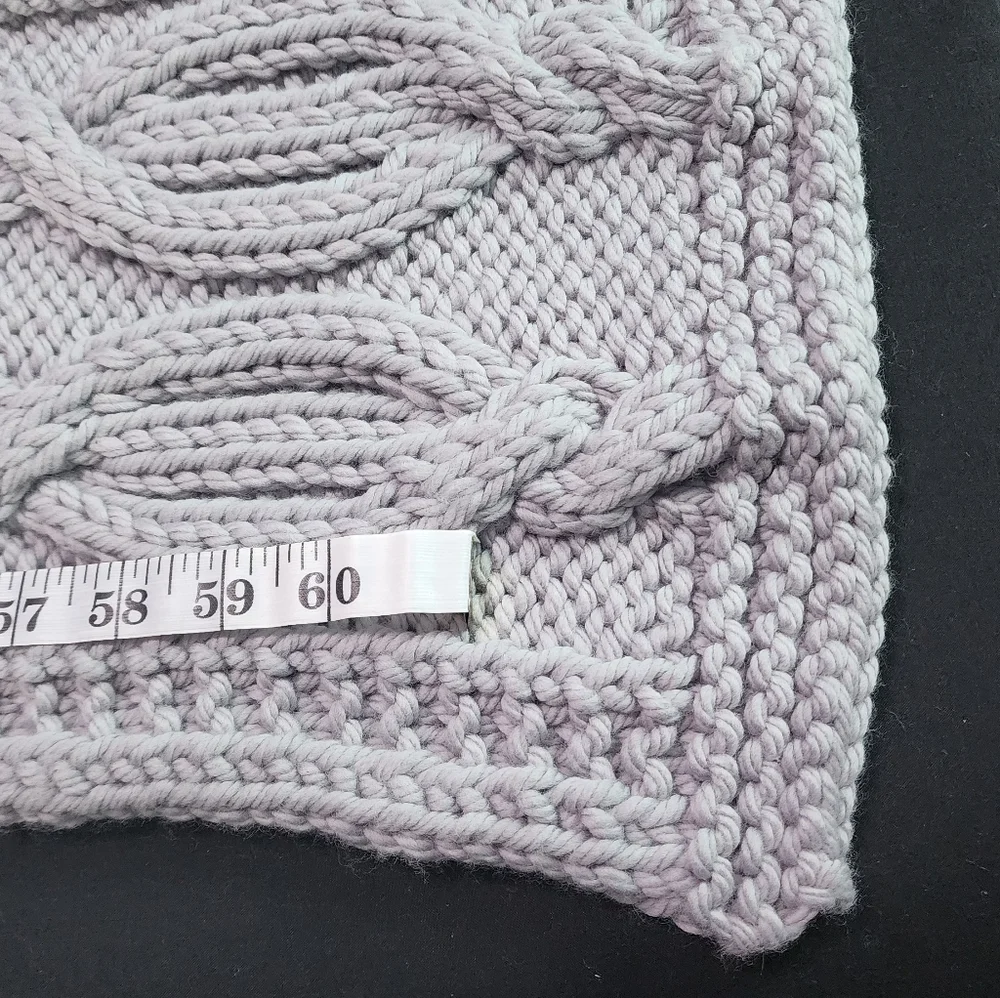 Hand Made Cable Knit Gray Scarf - 100% Merino Wool - Knit By Myself - Picture 5 of 8