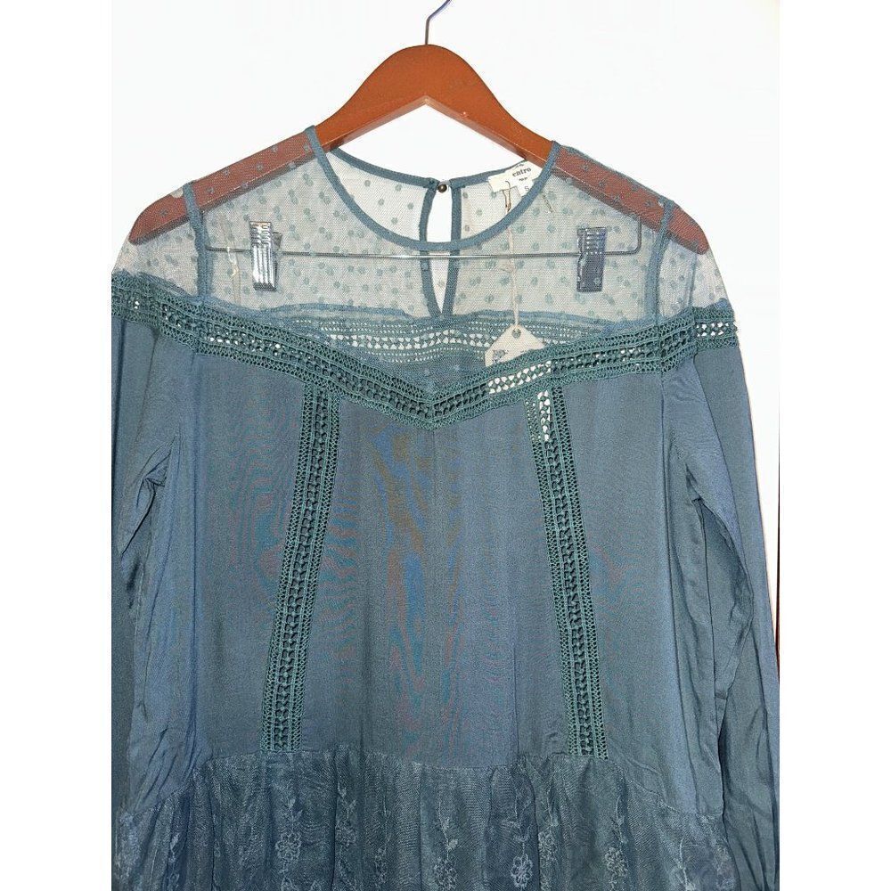 NWT Entro Teal Top Blouse With Lace Detail  Size Small - Picture 2 of 14