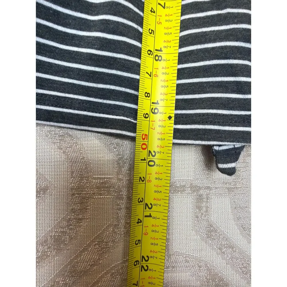 Lululemon Women's 4 Knot Gonna Fly Hooded Gray Stripe Tie Front Short Sleeve Top - Picture 6 of 6